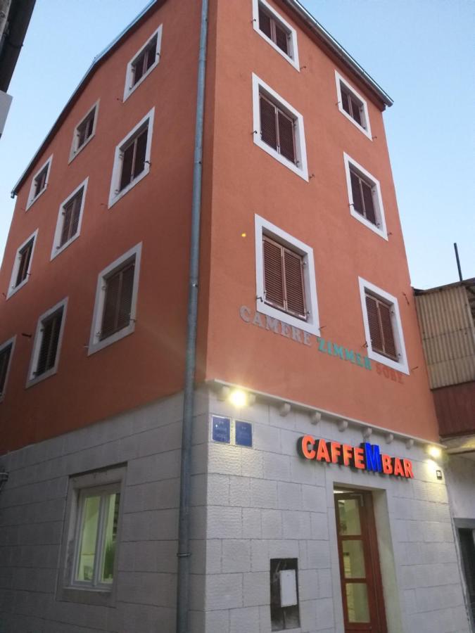 Buffet M Apartments And Rooms אוברובץ מראה חיצוני תמונה
